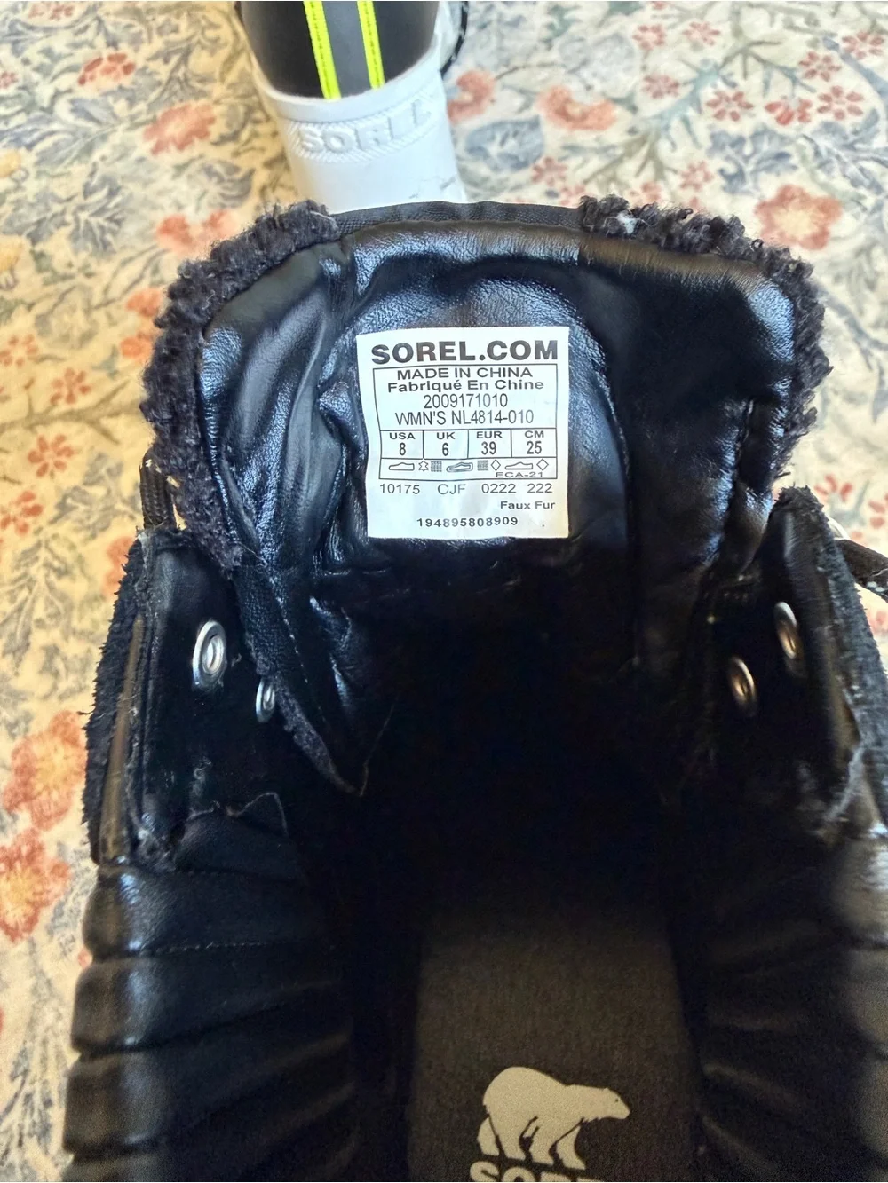 Sorel Black Sherpa Lace-Up Platform Winter Boots
